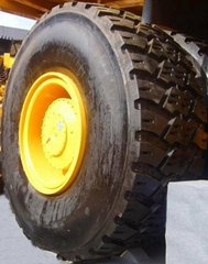 53/80-63 OTR giant mining tire tyre rig dolly tire