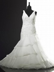 V Neck Embroidery Bouffant Tailing Plus Size Wedding Dress Party Dress 